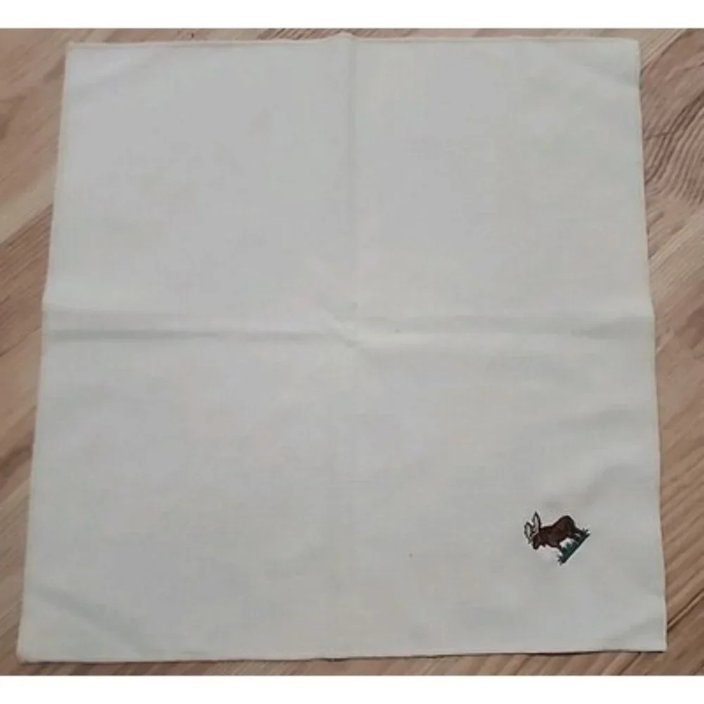 Set of 4 Vintage Fabric Napkins with Embroidered Moose Cabin Lodge Cabin Decor